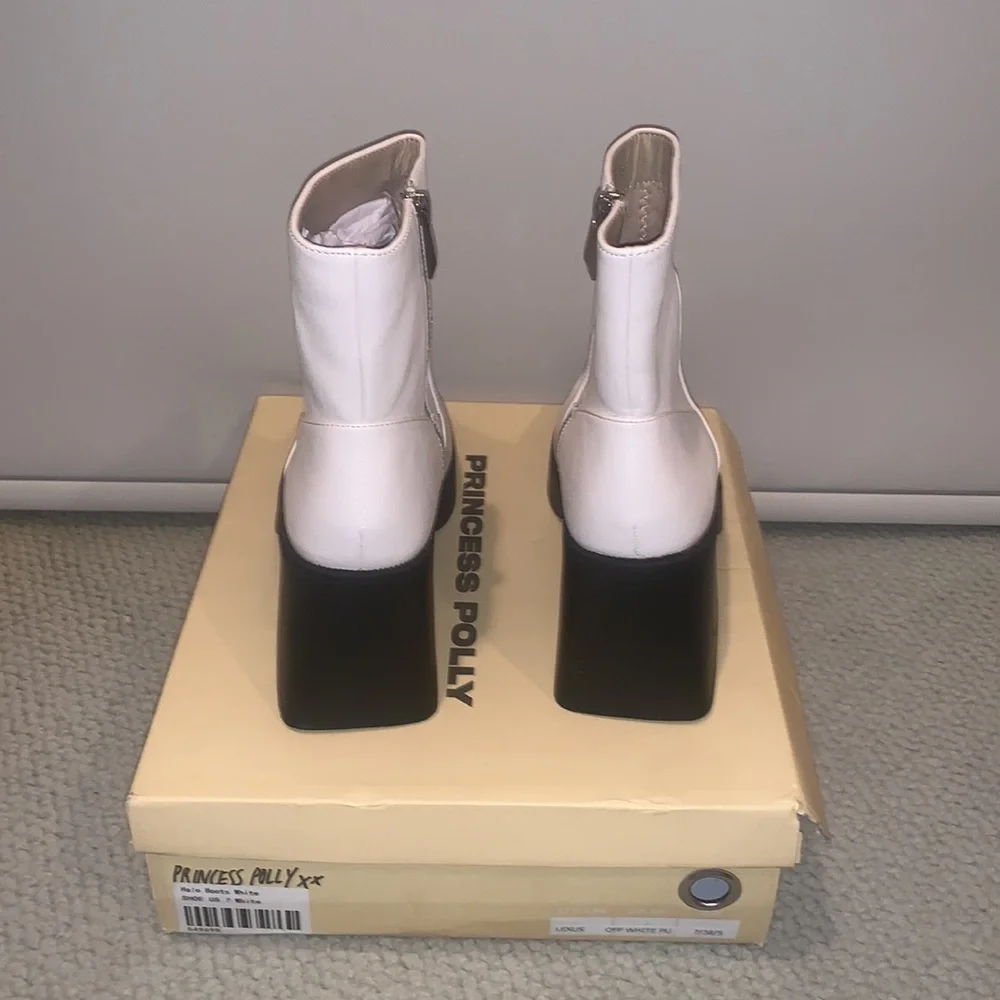 White Halo Boots from Princess Polly! Brand new and never been worn. - Picture 5 of 6